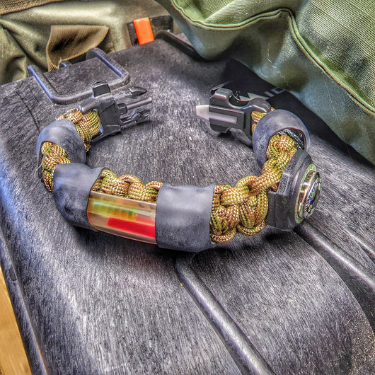 Expeditious Band - Quick Deploy SERE, Hunting, and EDC Survival Bracelet. –  Superesse Straps LLC